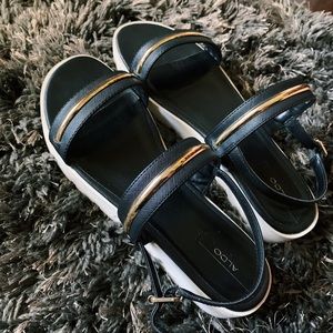 Black and Gold Aldo Platform Sandals— Women Size 9